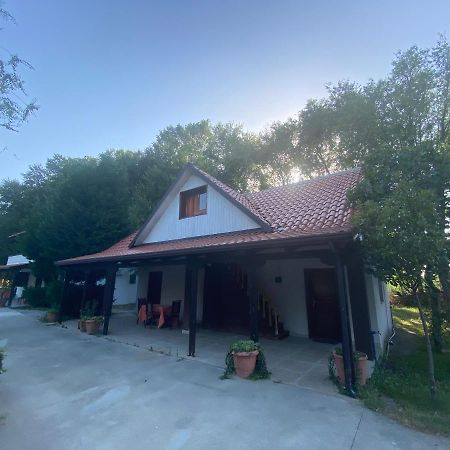 Sebastiano Resort Lezhe Exterior photo